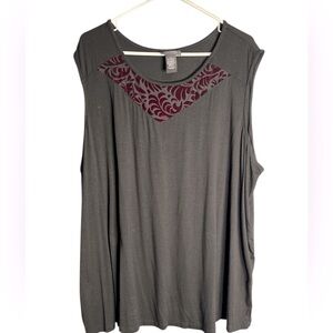 AnyWear by CATHERINES sleeveless top